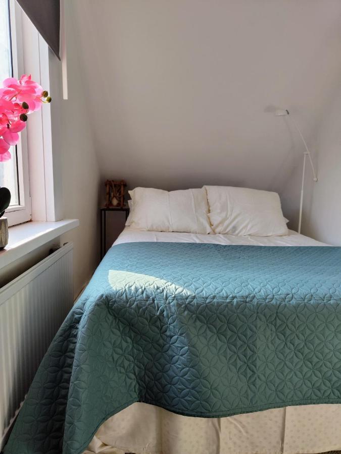 The Diesel Bed And Breakfast Rotterdam Extérieur photo
