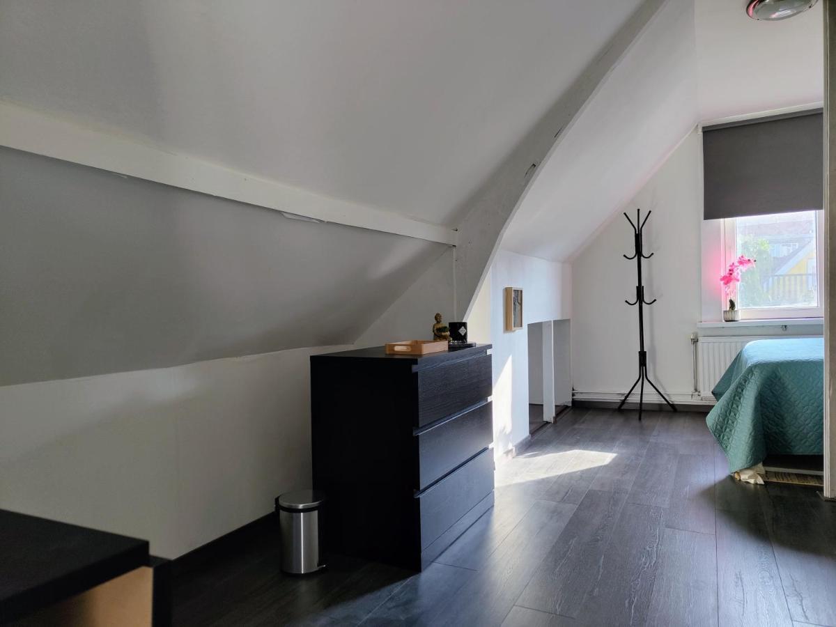 The Diesel Bed And Breakfast Rotterdam Extérieur photo